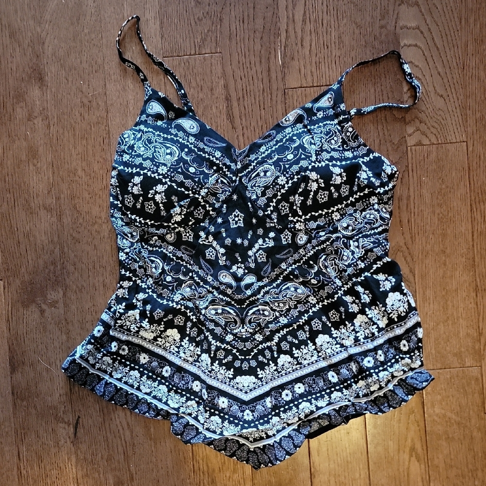 No Boundaries Black and White Paisley Top